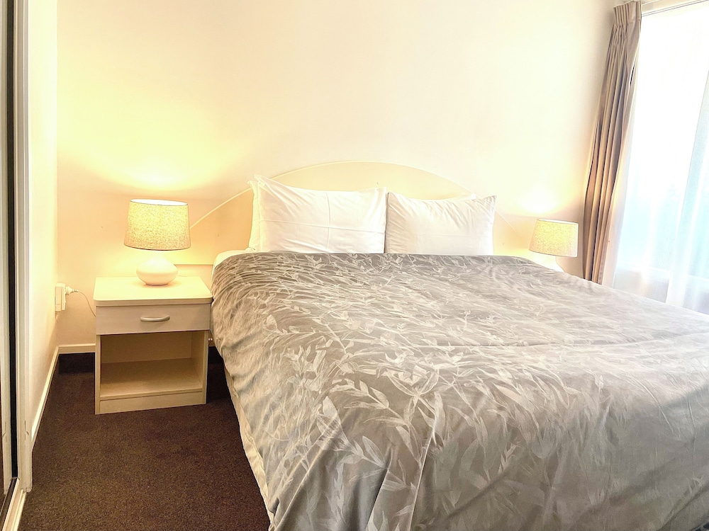 ashleigh court motel christchurch hagley park