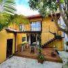 hotel la caracola