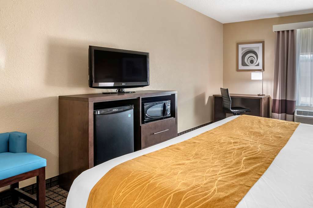 comfort inn and suites