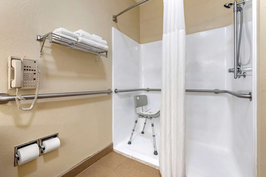 comfort inn and suites