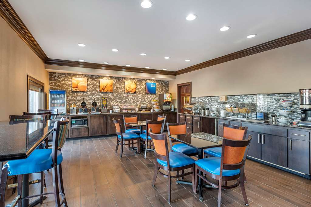 comfort inn and suites