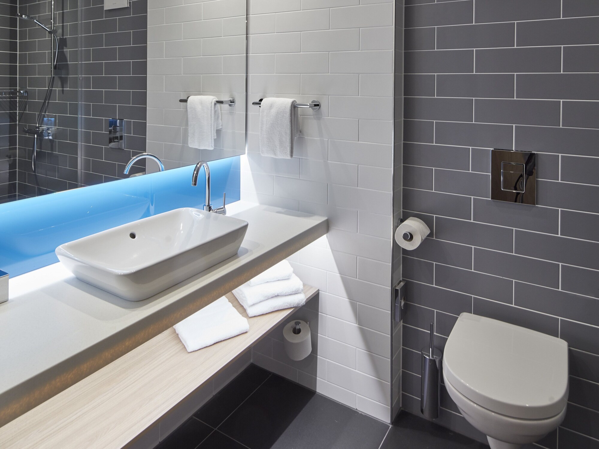 holiday inn express merzig an ihg hotel