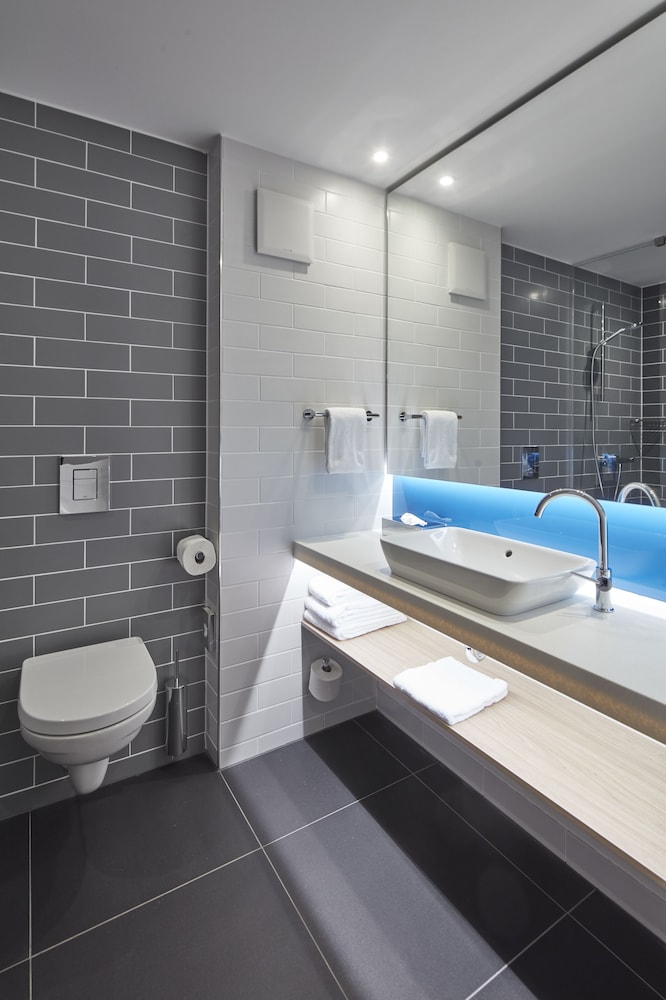 holiday inn express merzig an ihg hotel