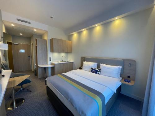 holiday inn express merzig an ihg hotel