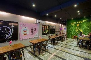 my studio hotel juanda airport surabaya hostel