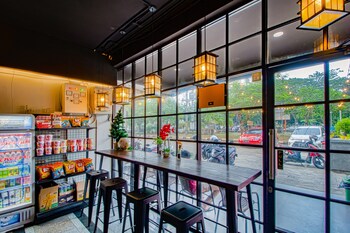 my studio hotel juanda airport surabaya hostel