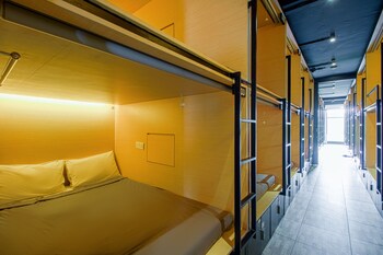 my studio hotel juanda airport surabaya hostel