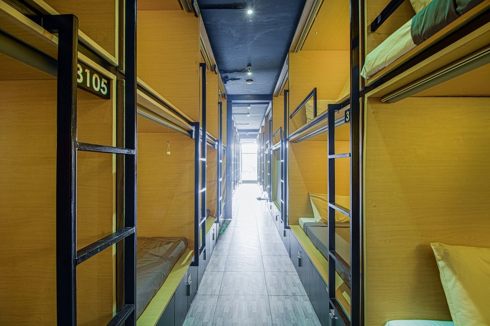 my studio hotel juanda airport surabaya hostel