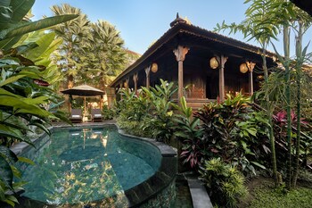 kawan antique ubud villa