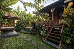 kawan antique ubud villa