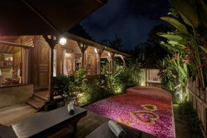 kawan antique ubud villa