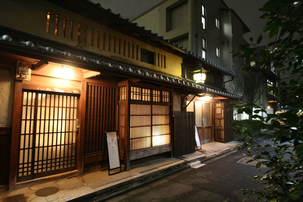 haruya umekoji hostel