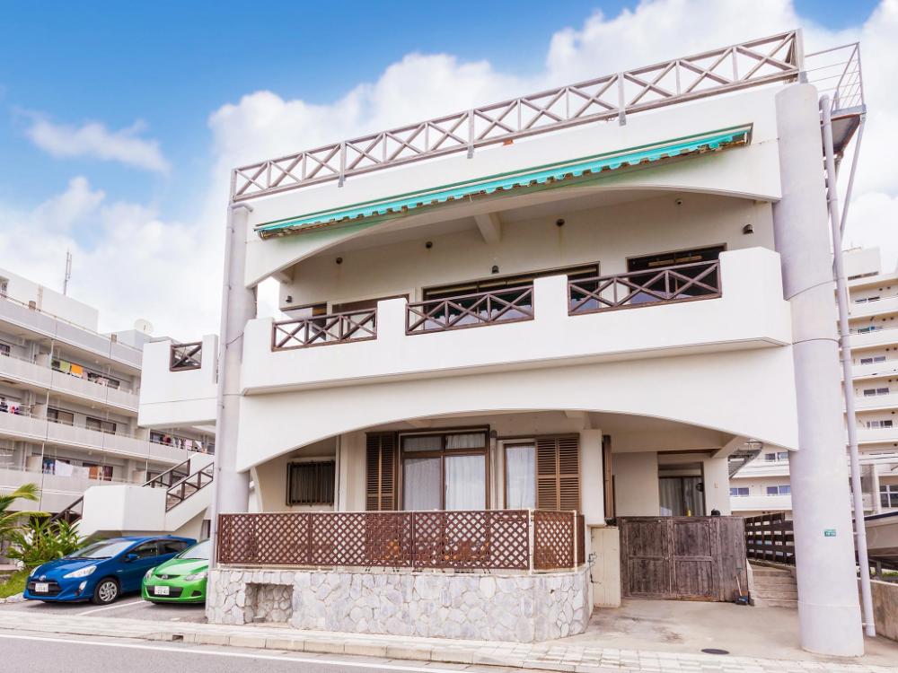 kariyushi condominium resort nago sea side house