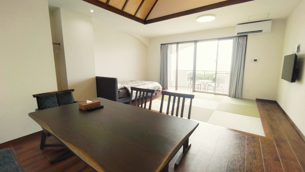 kariyushi condominium resort nago sea side house