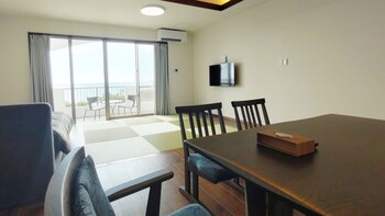 kariyushi condominium resort nago sea side house