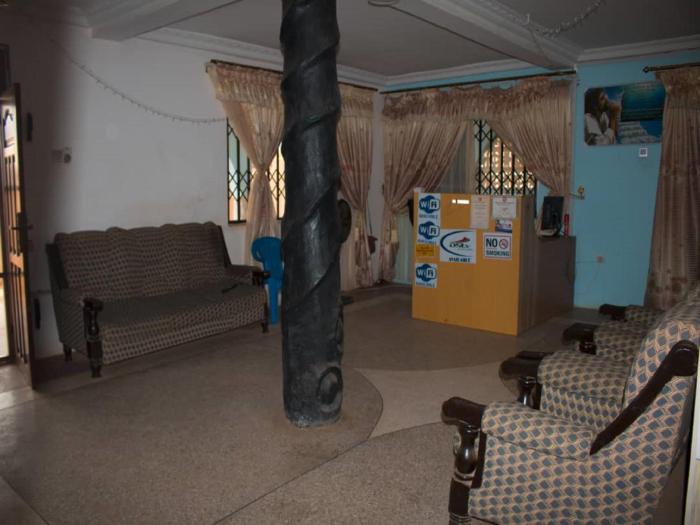 elizz guest house