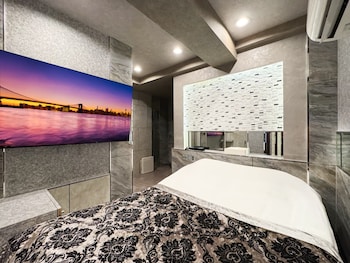hotel rocks