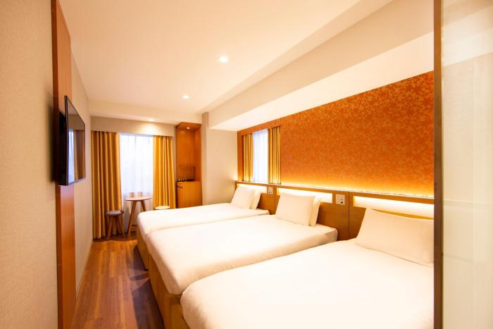 karaksa hotel grande shin osaka tower