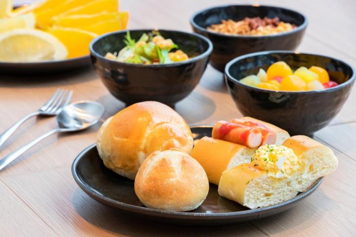 karaksa hotel grande shin osaka tower