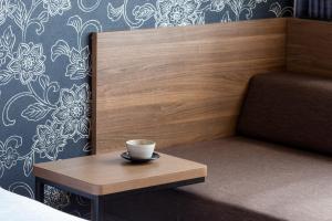 karaksa hotel grande shin osaka tower