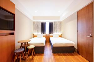 karaksa hotel grande shin osaka tower