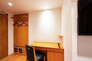 karaksa hotel grande shin osaka tower