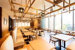 karaksa hotel grande shin osaka tower