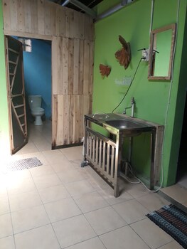 arjuna garden homestay hostel