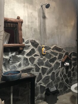 arjuna garden homestay hostel