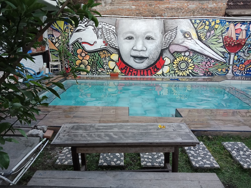 arjuna garden homestay hostel