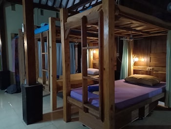 arjuna garden homestay hostel