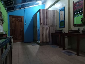 arjuna garden homestay hostel