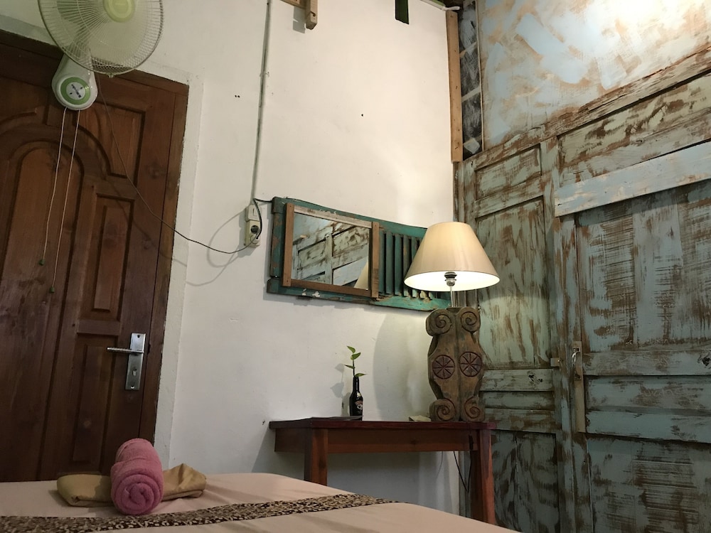 arjuna garden homestay hostel