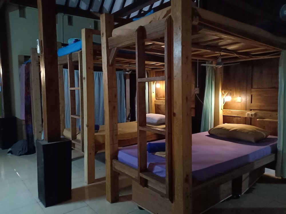 arjuna garden homestay hostel