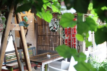 arjuna garden homestay hostel
