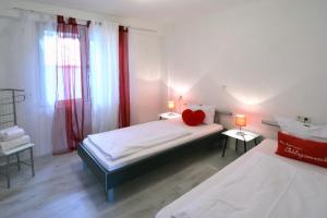 ricks city hotel 2