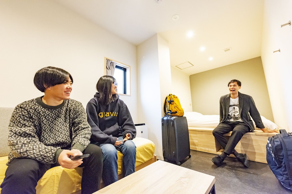 plat hostel keikyu minowa forest