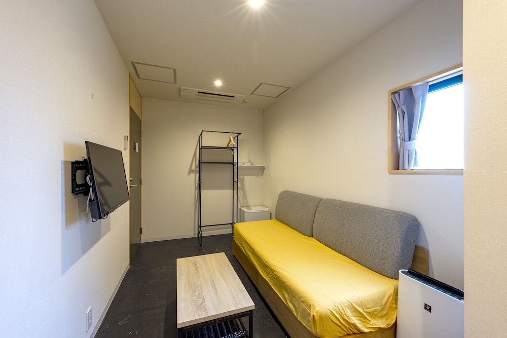 plat hostel keikyu minowa forest