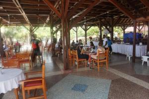 Charlestina Beach Resort,Cape Coast>>Ampenyi,3.5 star