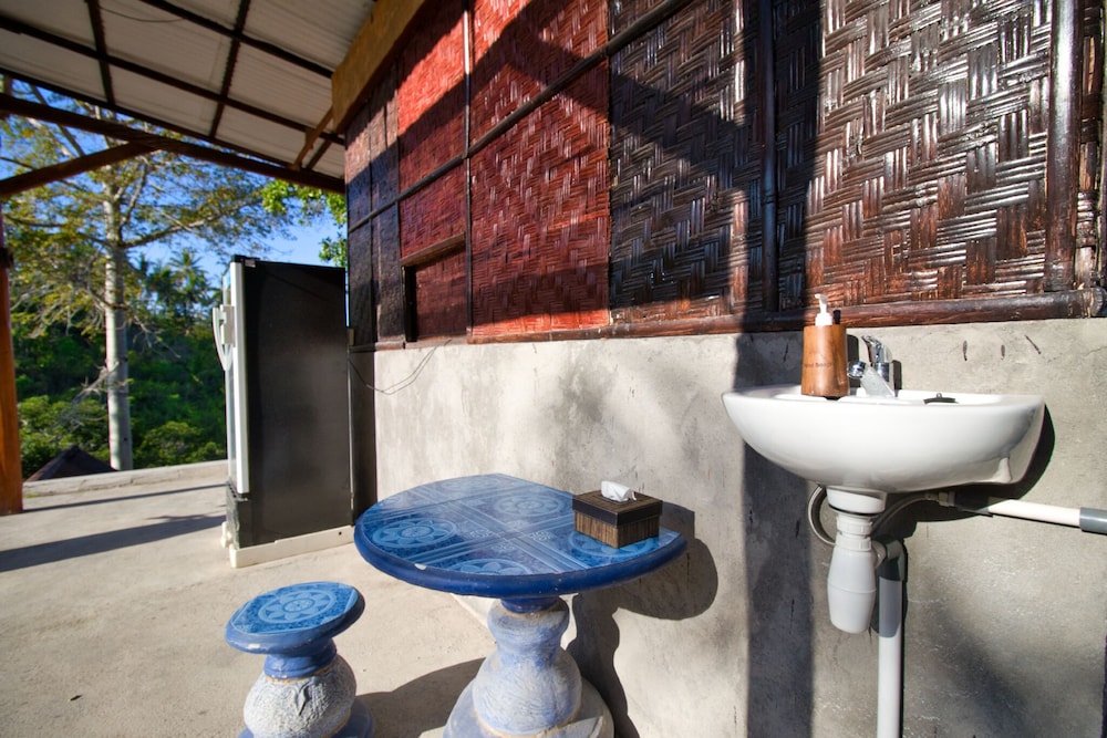 butterfly bungalows