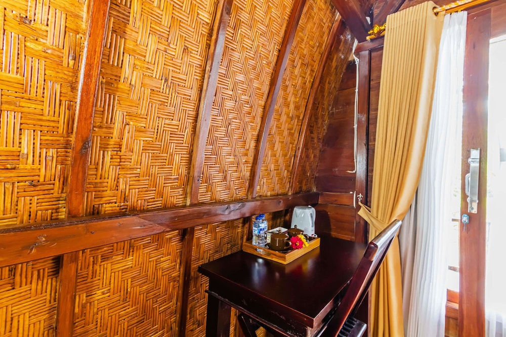 butterfly bungalows