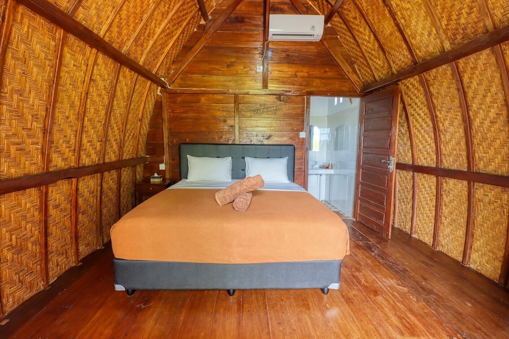 butterfly bungalows