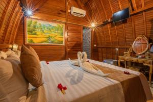 the peace arta bungalow