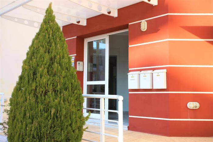 markopoulo mesogaias