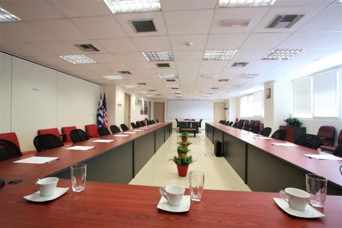 gk airport suites