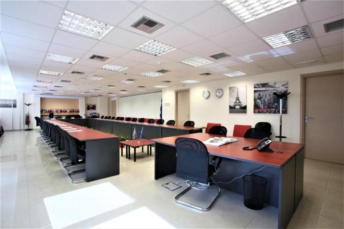 gk airport suites