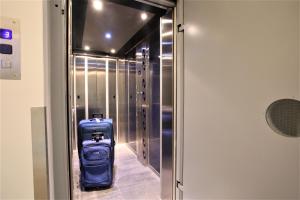 markopoulo mesogaias