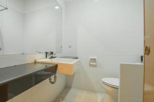 reddoorz near trans studio mall 3