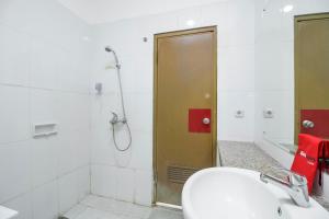 reddoorz near trans studio mall 3