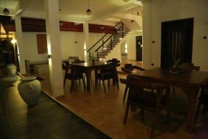 midigama holiday inn